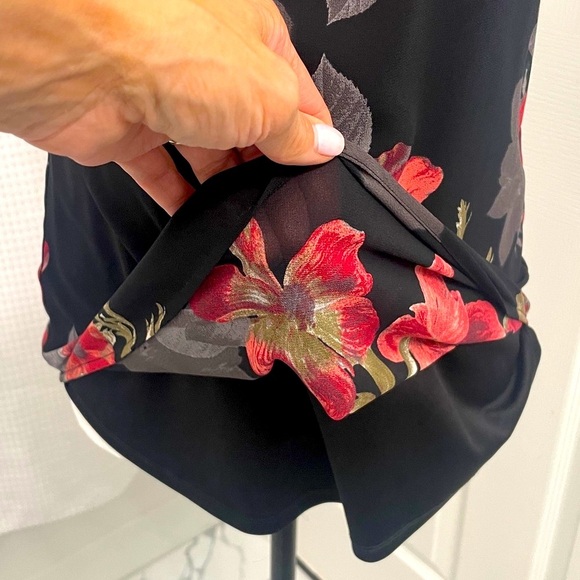 Elegant Sleeveless Black Floral Blouse Lined Ruched High Neck Back Zipper Sz XS - Picture 7 of 11